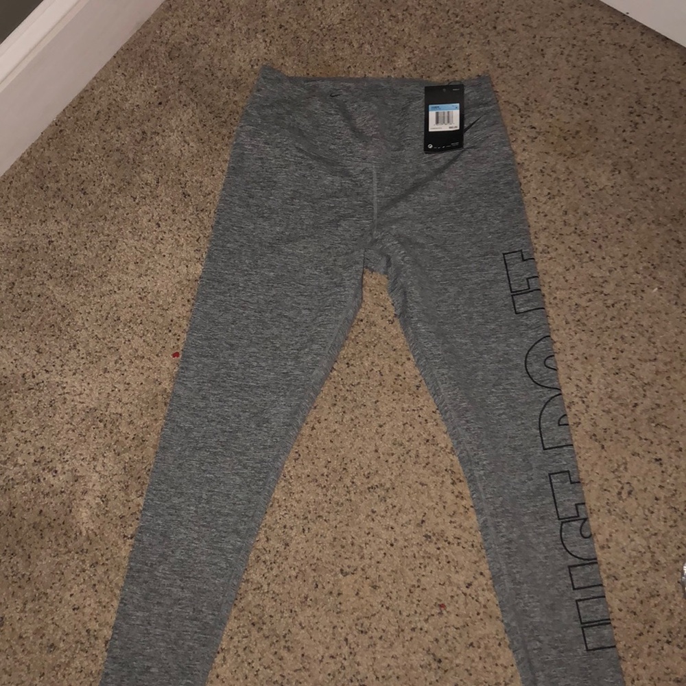 Nike leggings